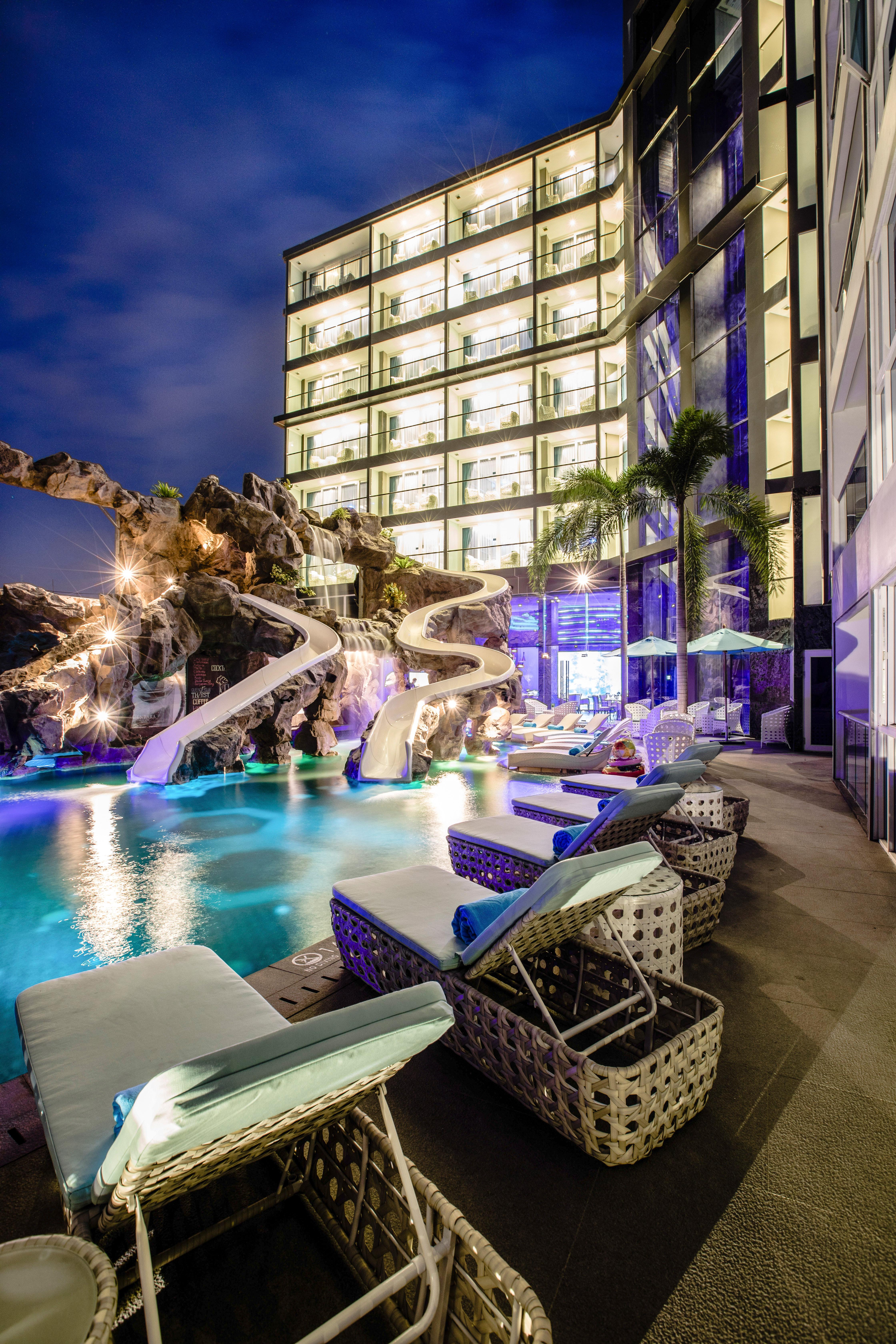 Azure Hotel Pattaya Bagian luar foto