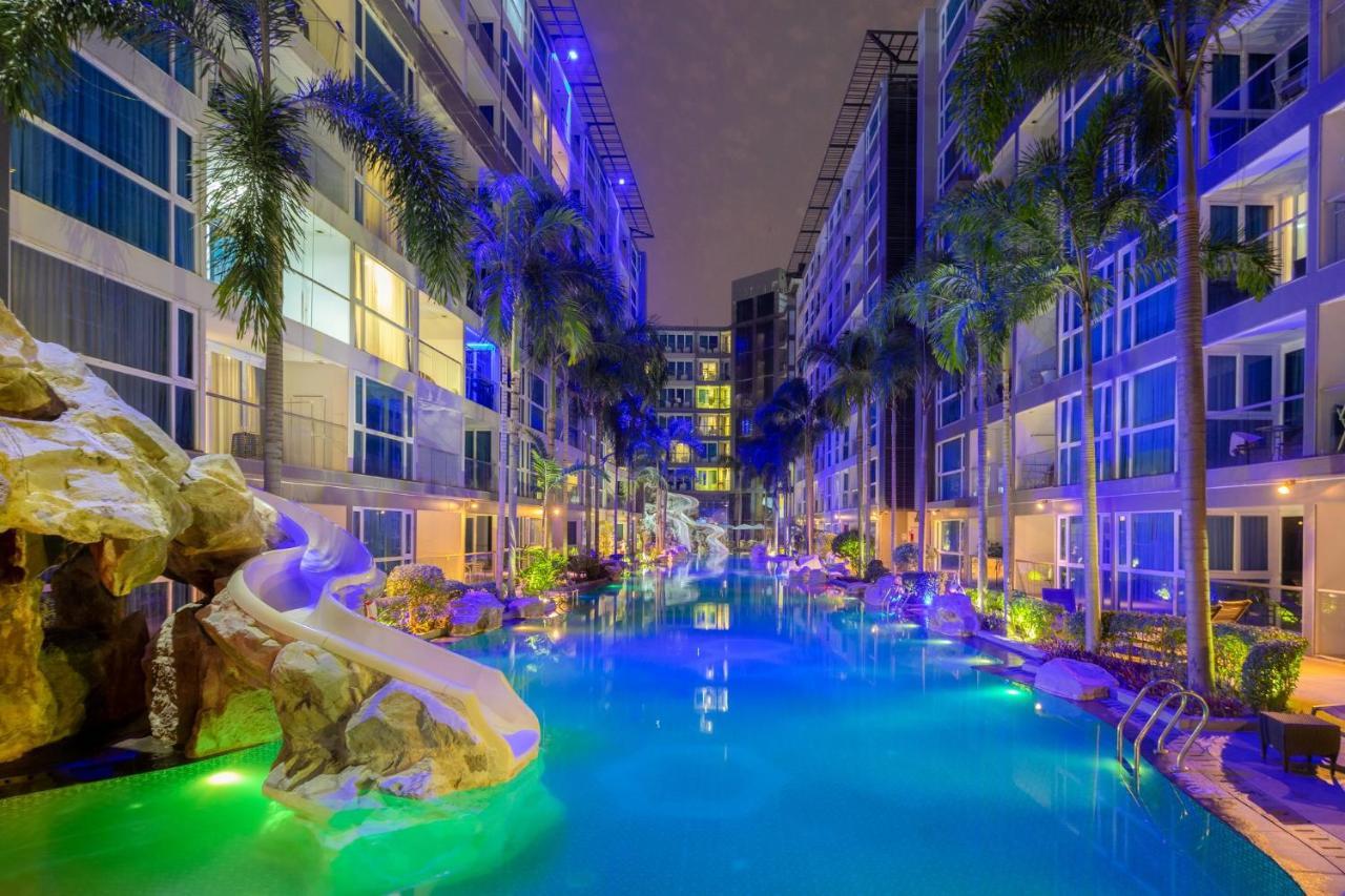 Azure Hotel Pattaya Bagian luar foto