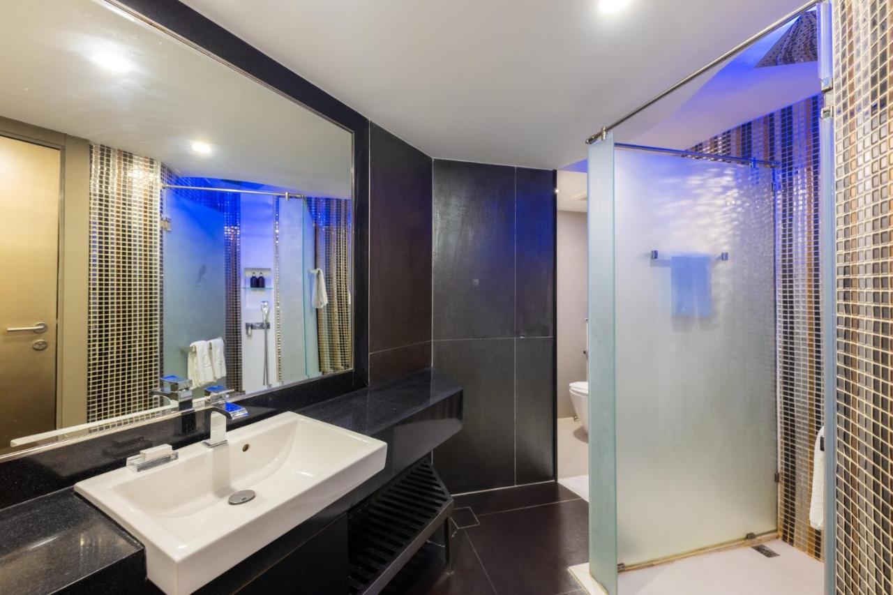 Azure Hotel Pattaya Bagian luar foto