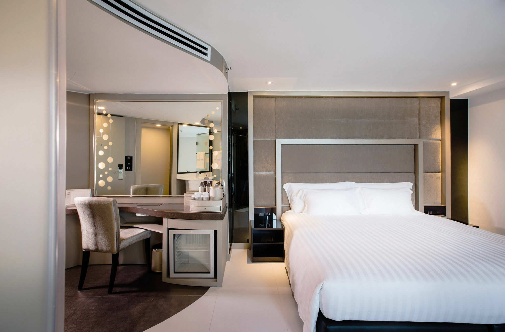 Azure Hotel Pattaya Bagian luar foto